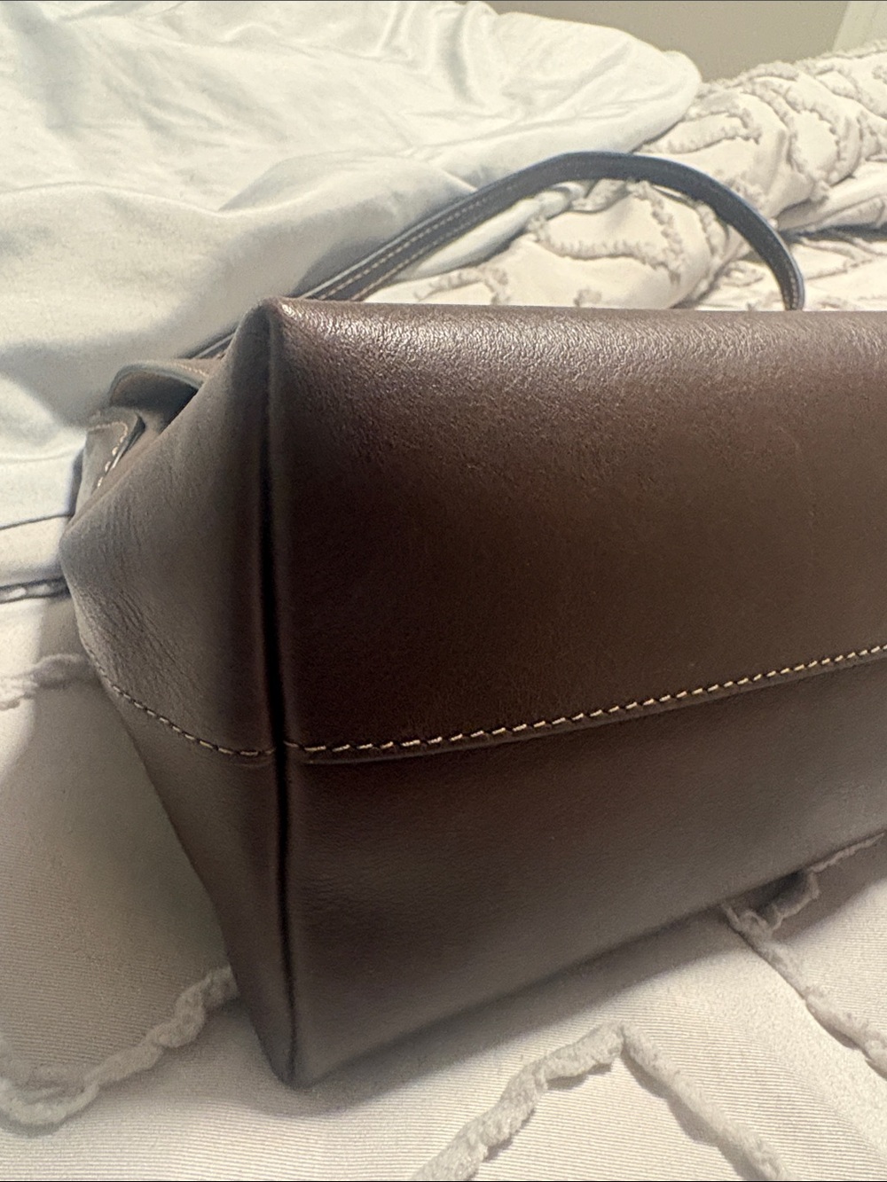 Coach Chelsea brass/maple Leather Shoulder Bag with Gold Accent - Picture 8 of 12